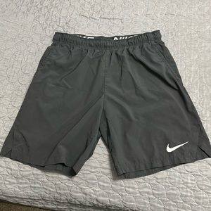 Men’s nike shorts 7” inseam